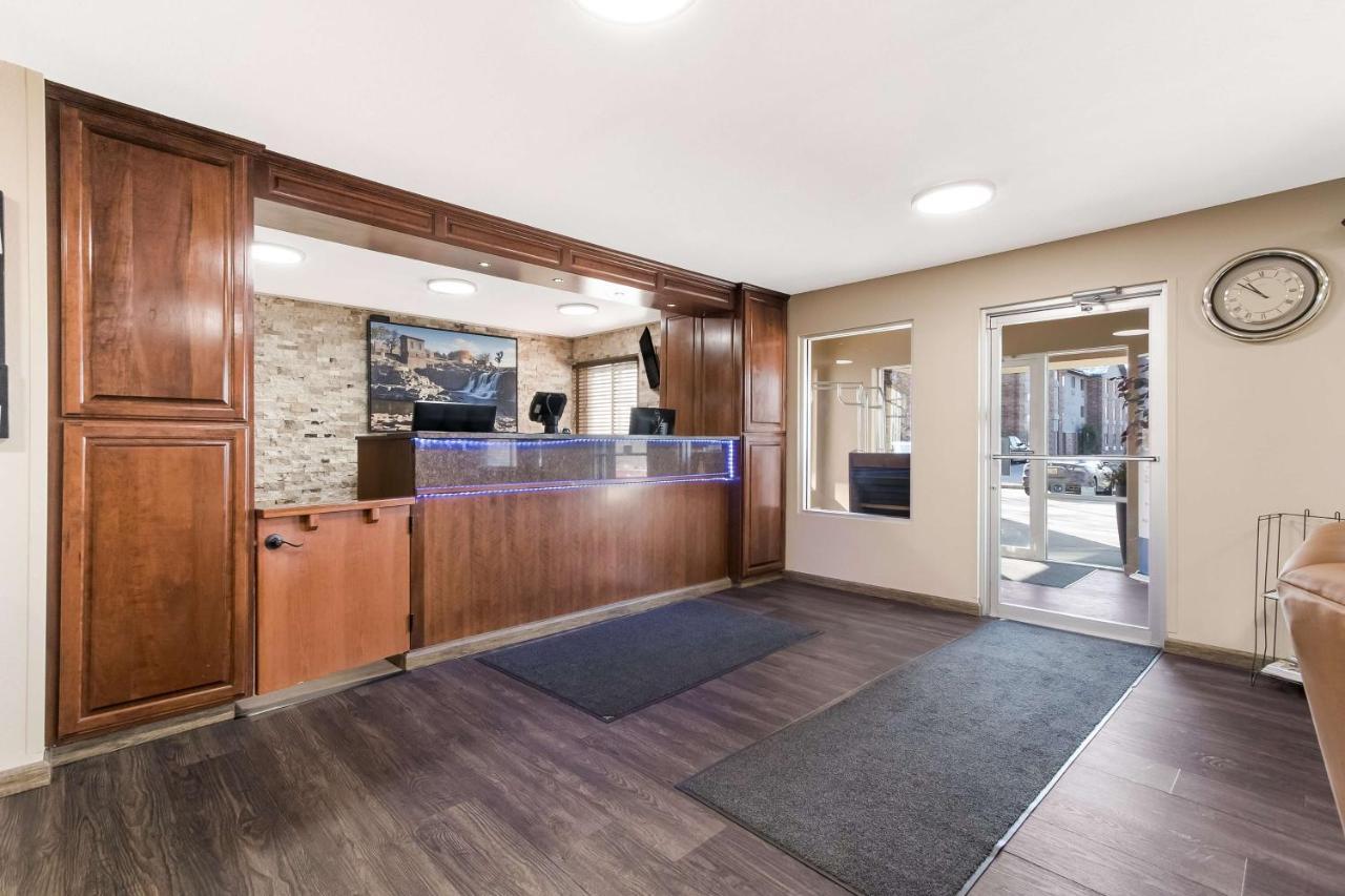 Best Western Empire Towers Sioux Falls Esterno foto
