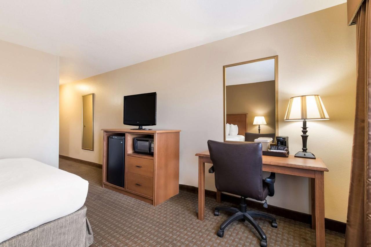 Best Western Empire Towers Sioux Falls Esterno foto